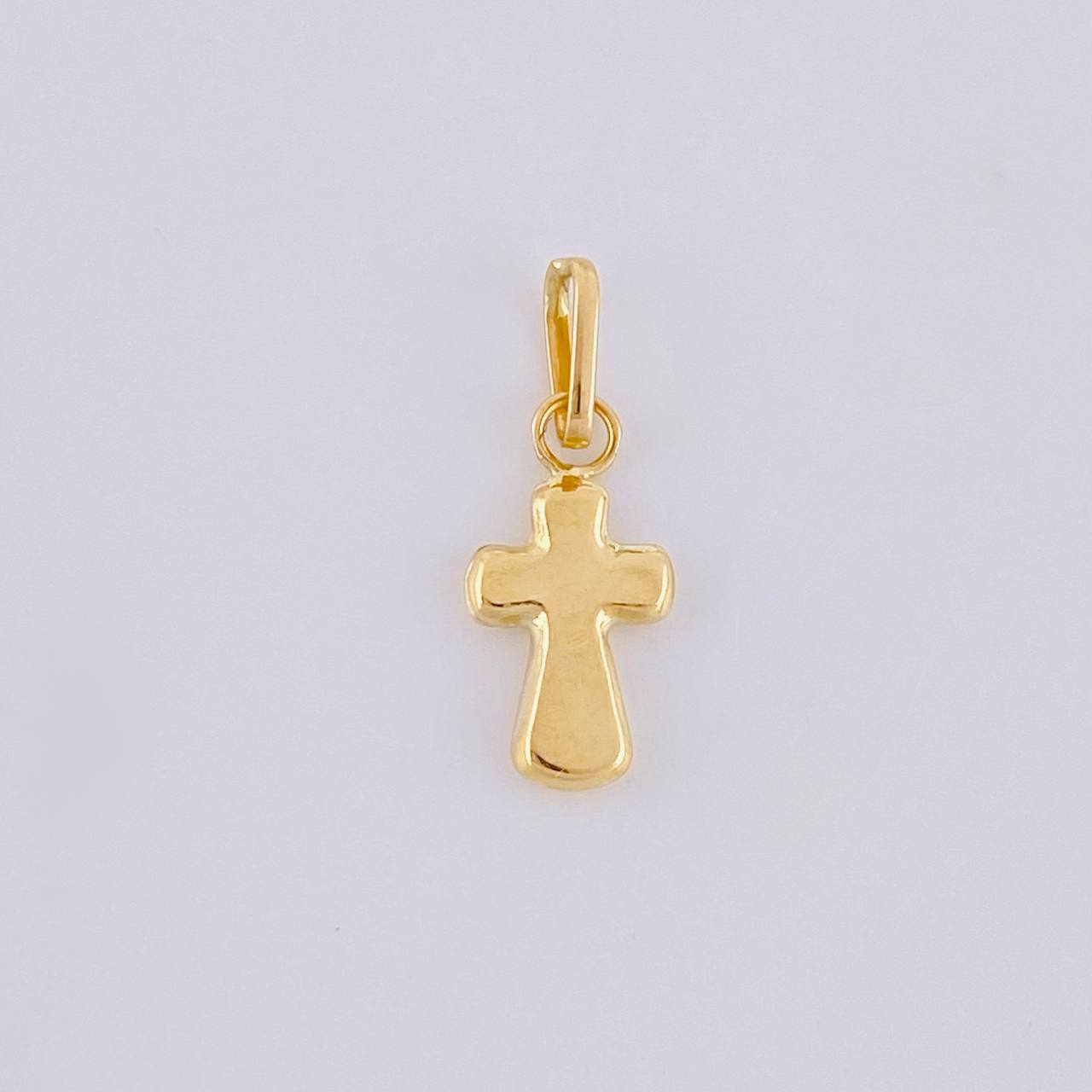 Dije Cruz Puntas Curvas 0.2g / 1.5cm Oro Amarillo 18K