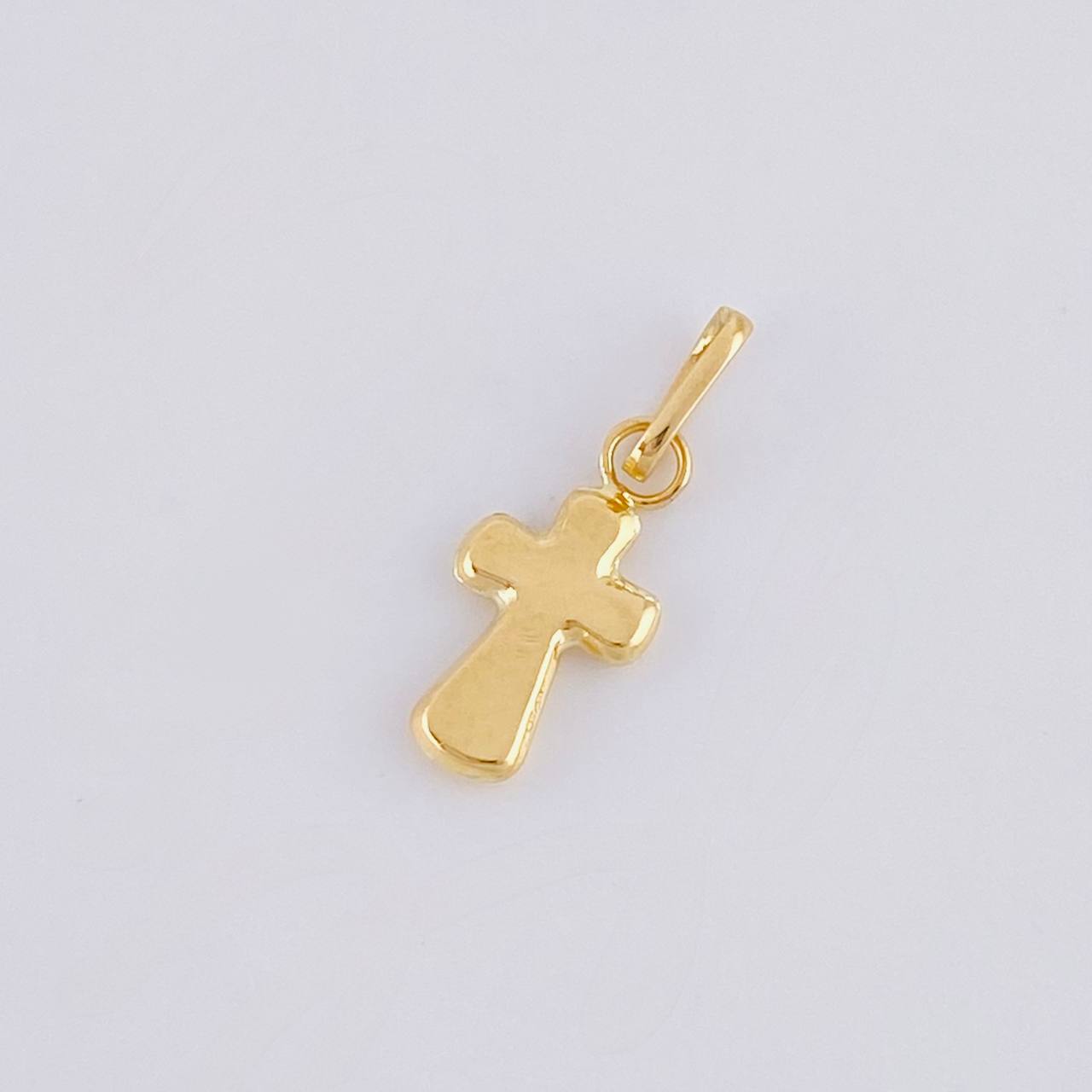 Dije Cruz Puntas Curvas 0.2g / 1.5cm Oro Amarillo 18K
