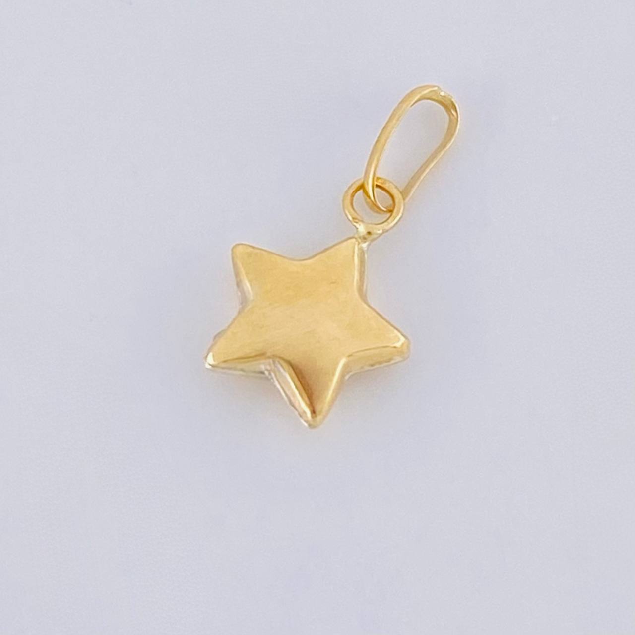 Dije Estrella 0.25g / 1.8cm Oro Amarillo 18K