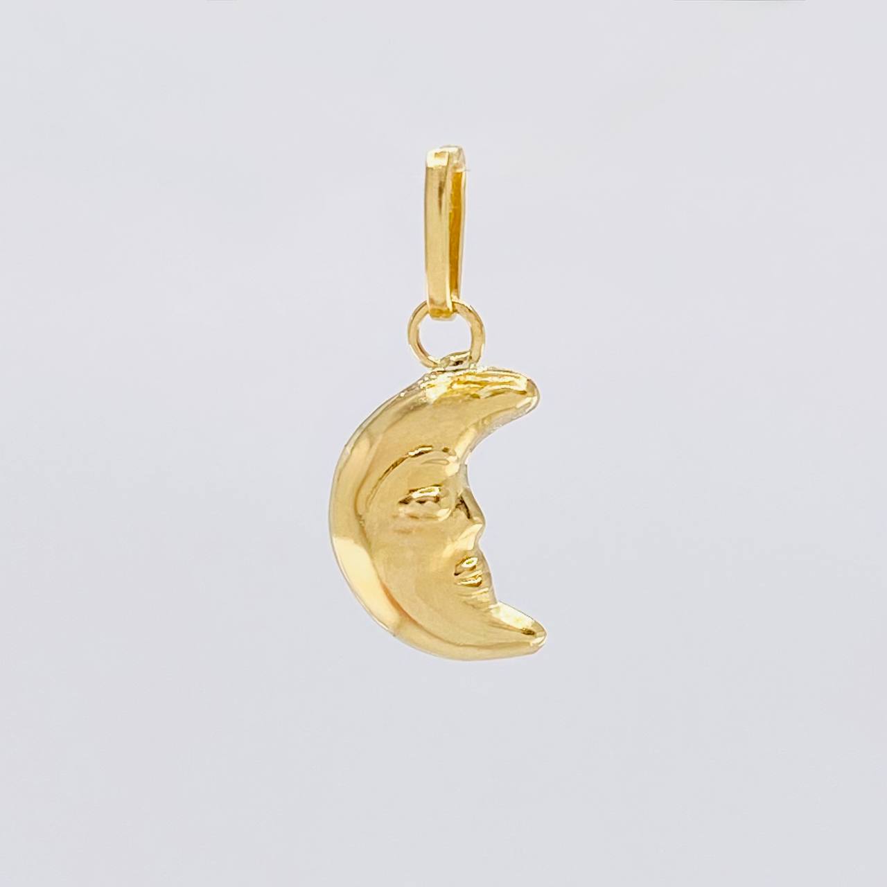 Dije Luna 0.2g / 1.3cm Oro Amarillo 18K
