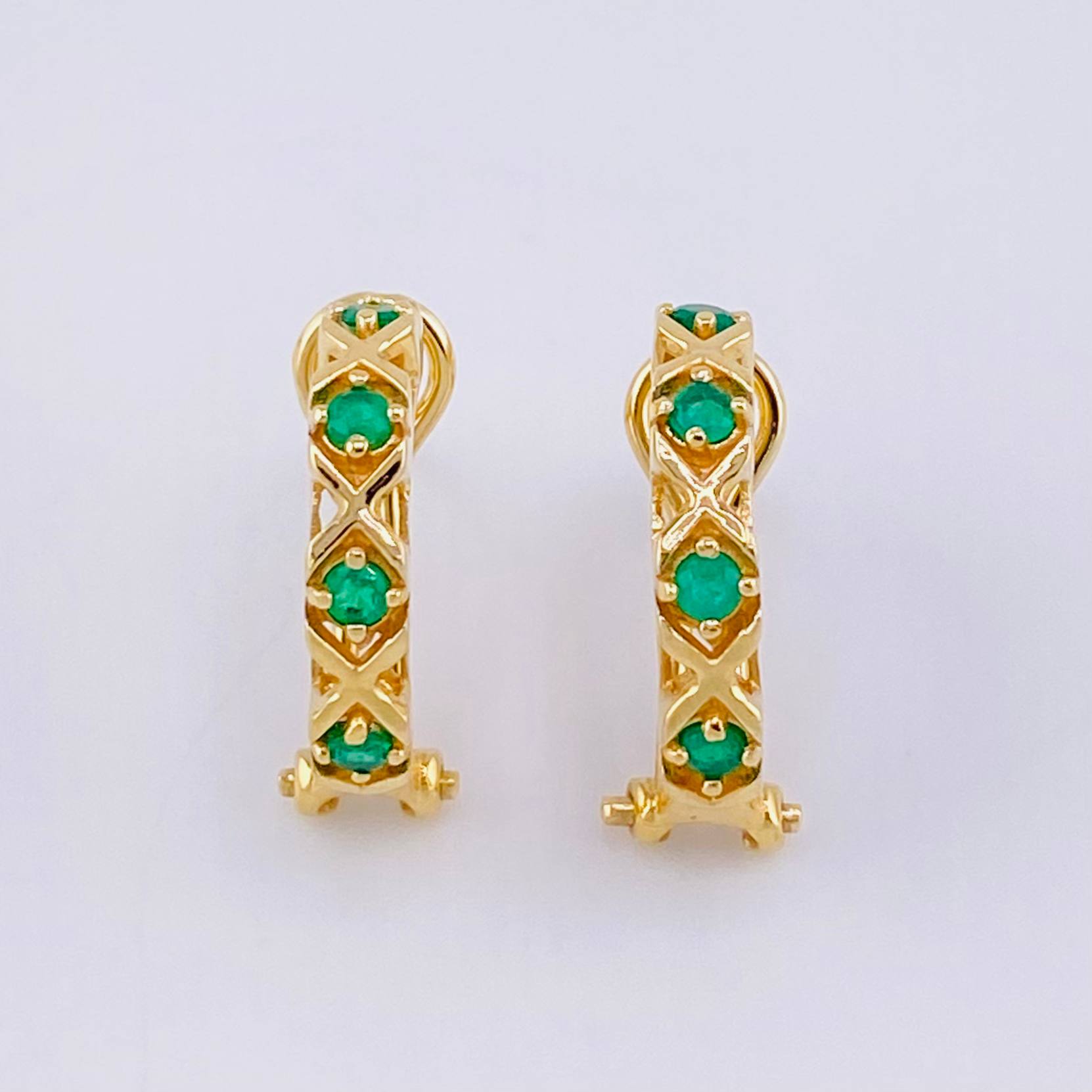 Candongas Puntos Cruzados Esmeraldas 16pts 3.6gr / 1.5cm / Oro Amarillo 18K