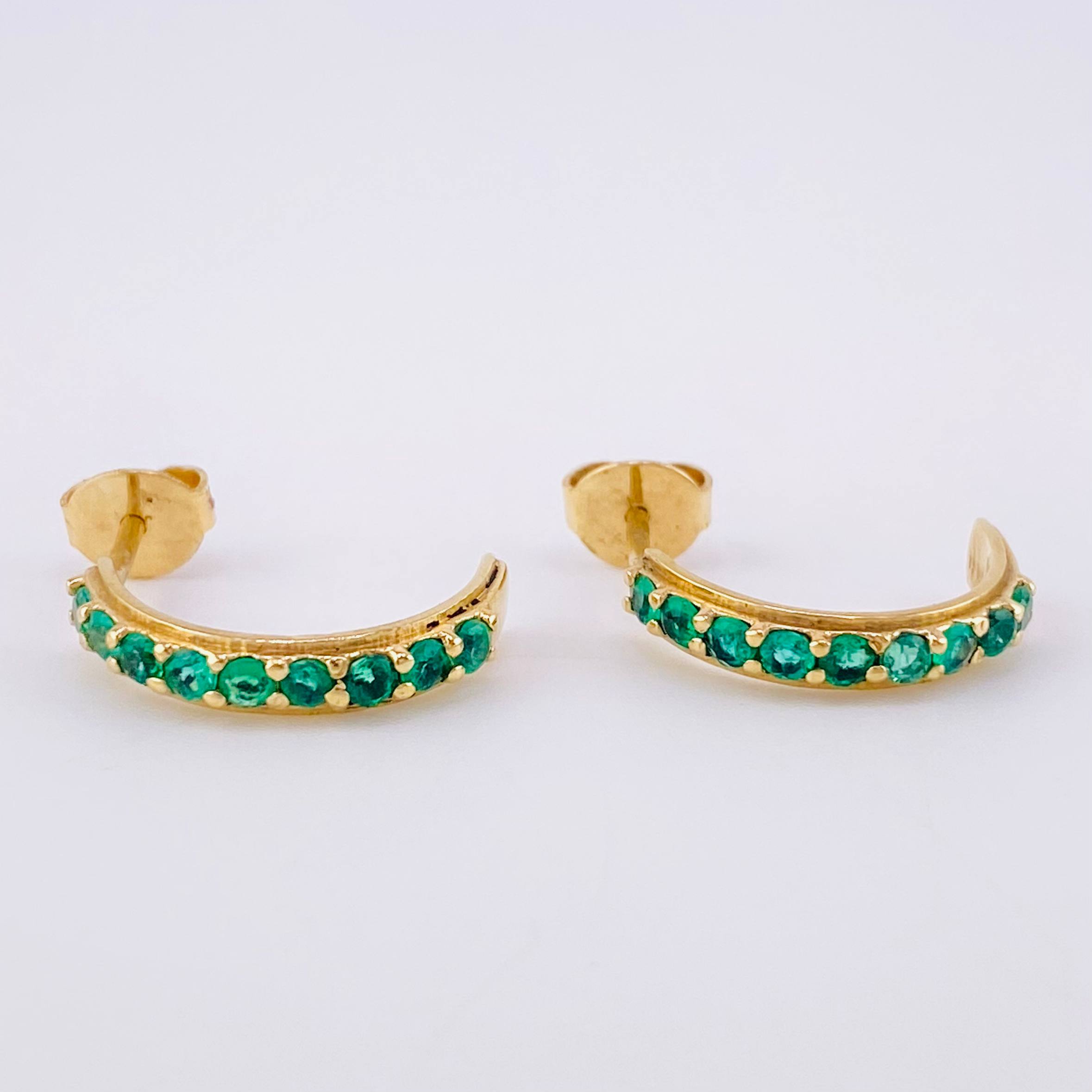 Topos Media Luna Esmeraldas 70pts 2.35gr / 1.6cm / Oro Amarillo 18K