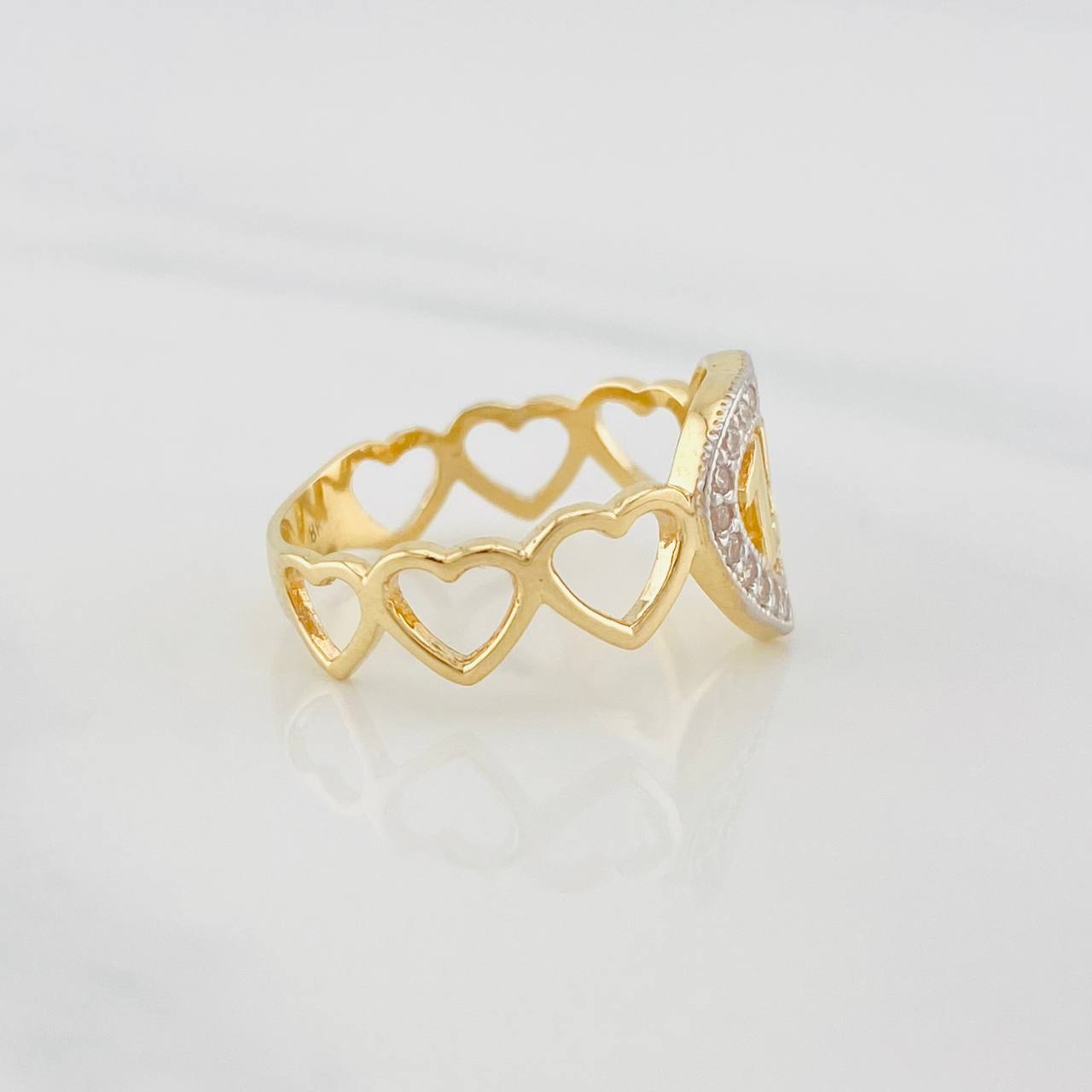 Anillo 15's Corazones 3g / T6 1/2 Dos Oros Amarillo Blanco 18K