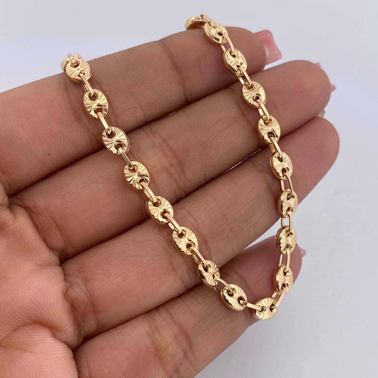 Cadena GC 10.75gr / 51cm / 4.7mm Diamantada Oro Amarillo 18K $