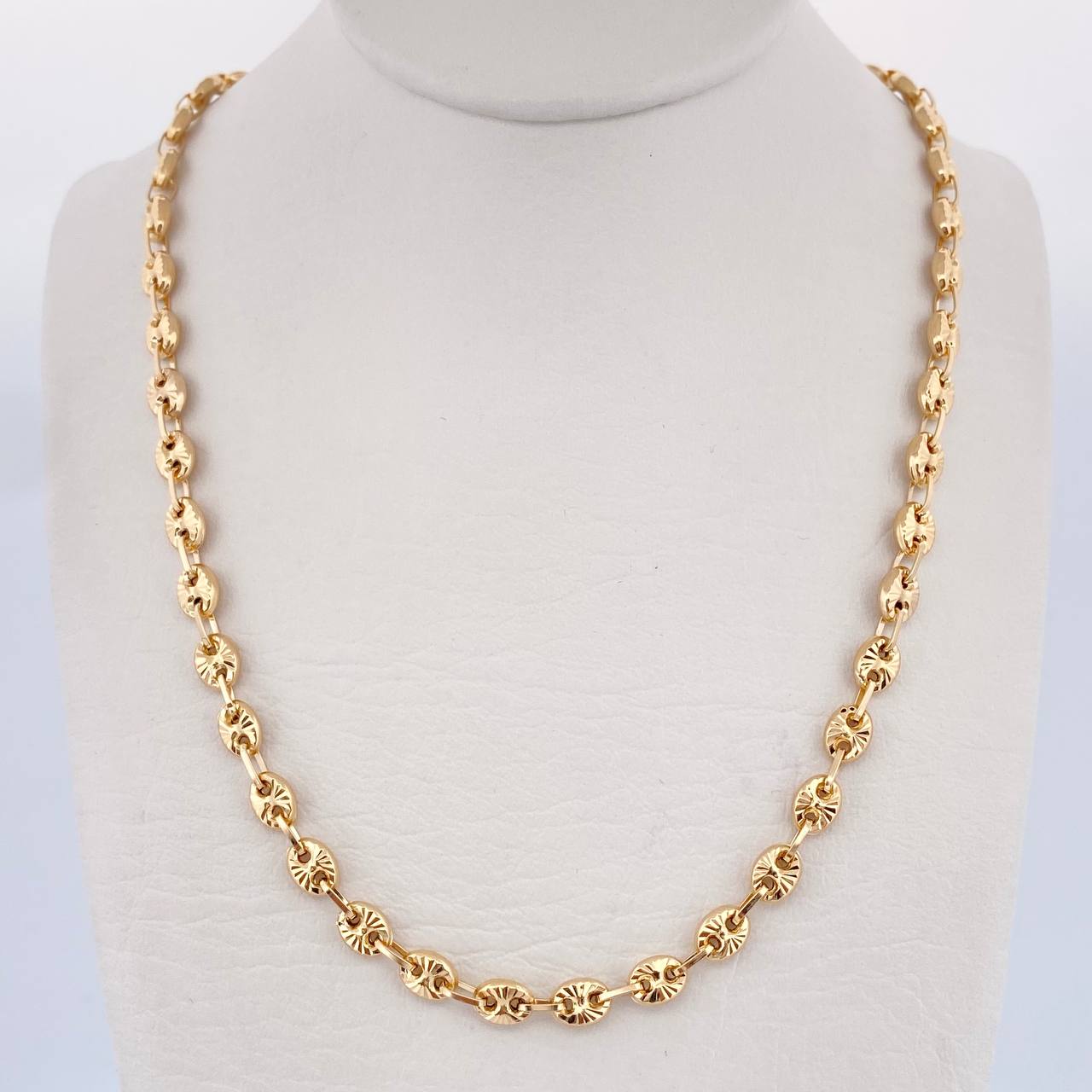 Cadena GC 13.25gr / 59.8cm / 4.6mm Diamantada Oro Amarillo 18K $