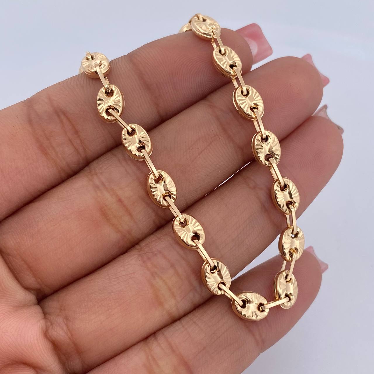 Pulso GC 5.5gr / 20.8cm / 5mm Diamantado Oro Amarillo 18K $