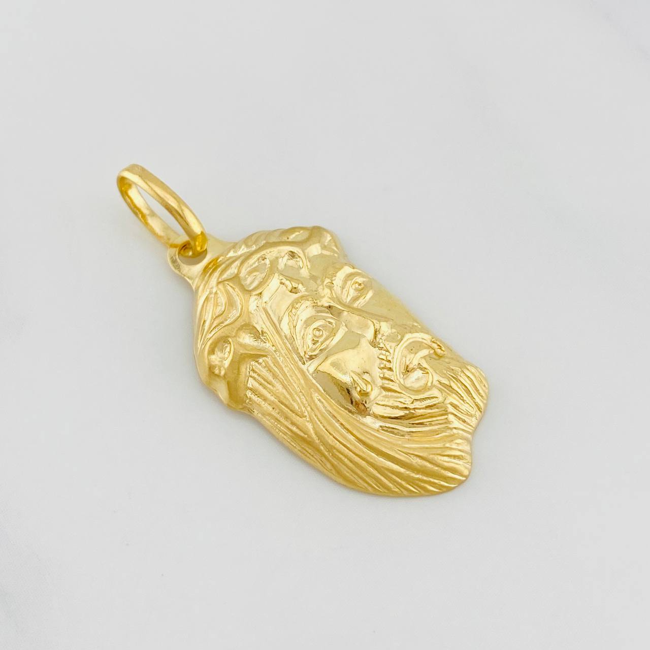 Dije Rostro cristo 1.65g / 3.3cm Oro Amarillo 18K