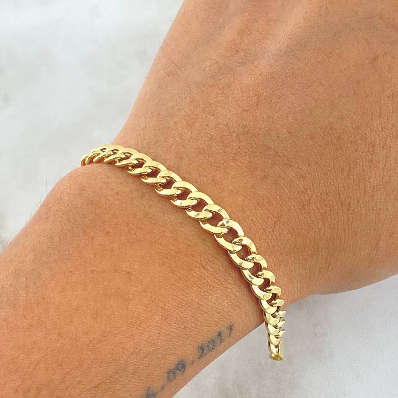 Pulso Cubano 6.4gr / 22cm / 6mm Oro Amarillo +0 18K ©