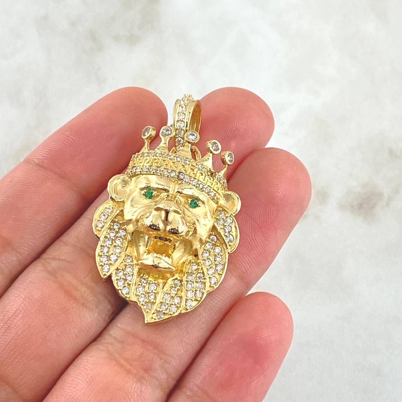 Dije Leon Tribal 13.45gr/4cm Circones Verdes Blancos Oro Amarillo* (Oferta)