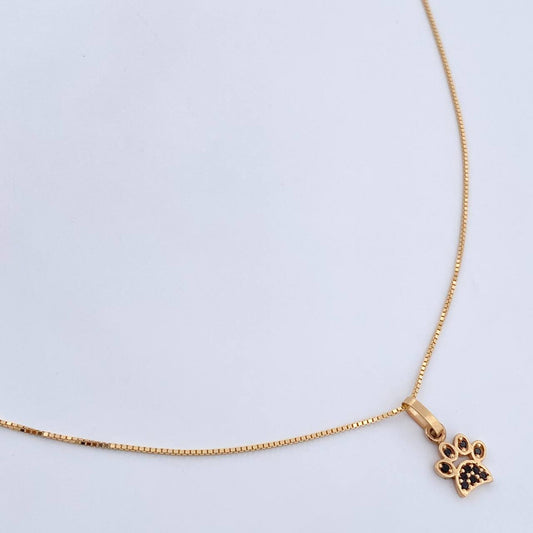 Set Cadena Veneciana 1.8gr / 45cm / 0.6mm + Dije Huella 0.55gr / 1.4cm Circones Negros Oro Amarillo 18K (Oferta) &