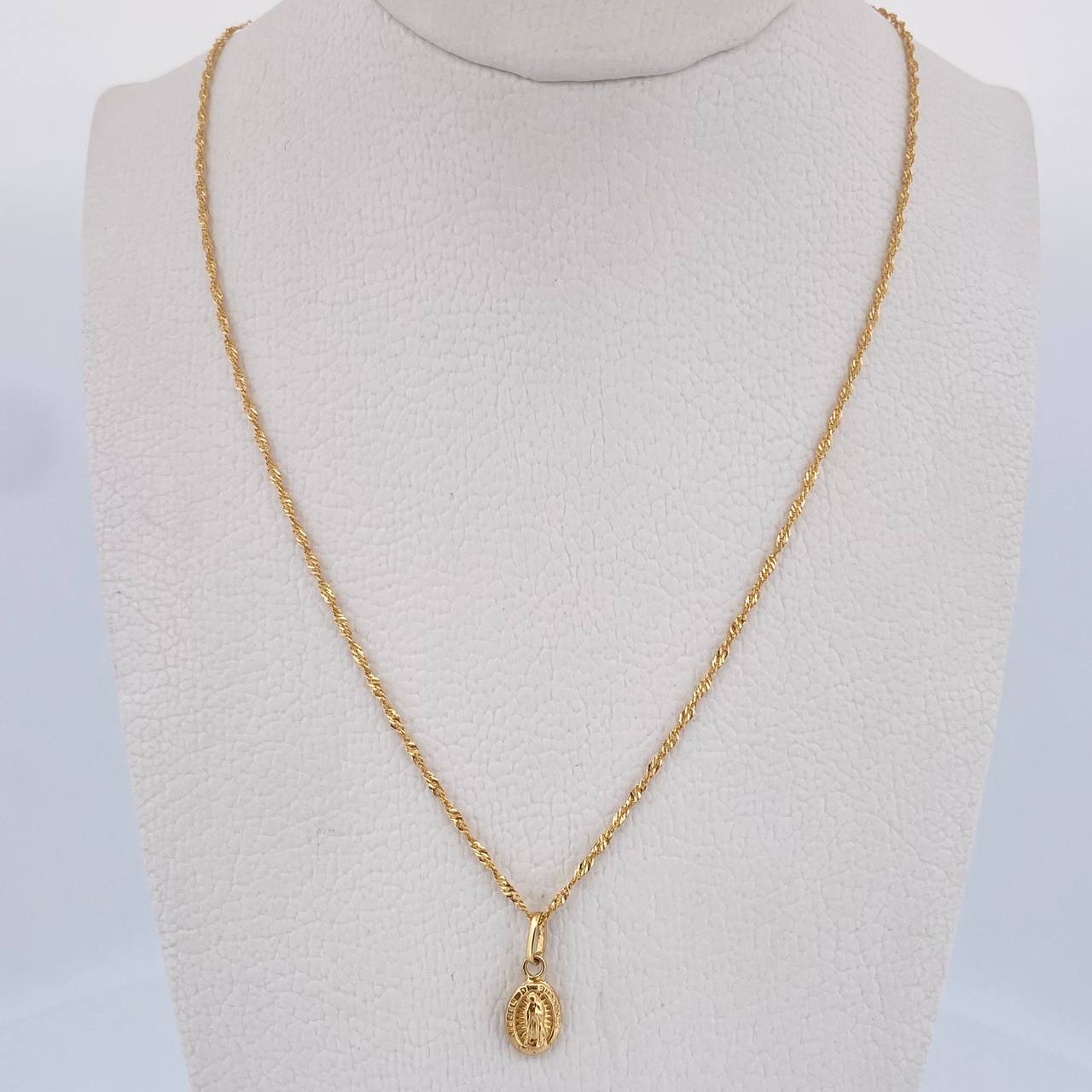 Set Cadena Singapur 1.4gr / 45.cm 1mm + Dije Virgen Guadalupe 0.35 / 1.5cm Troquelado Oro Amarillo 18K (Oferta) &