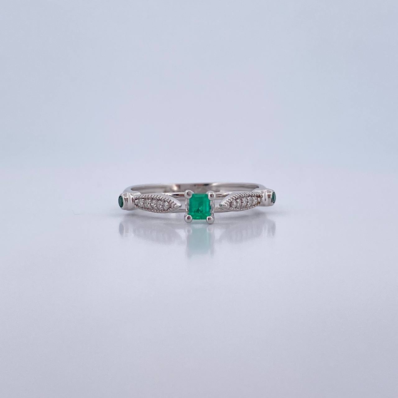 Anillo Solitario Puente 2.25gr / T6 3/4 / Esmeraldas 16 Pts Diamantes 5 Pts Oro Blanco 18K (Joya) &