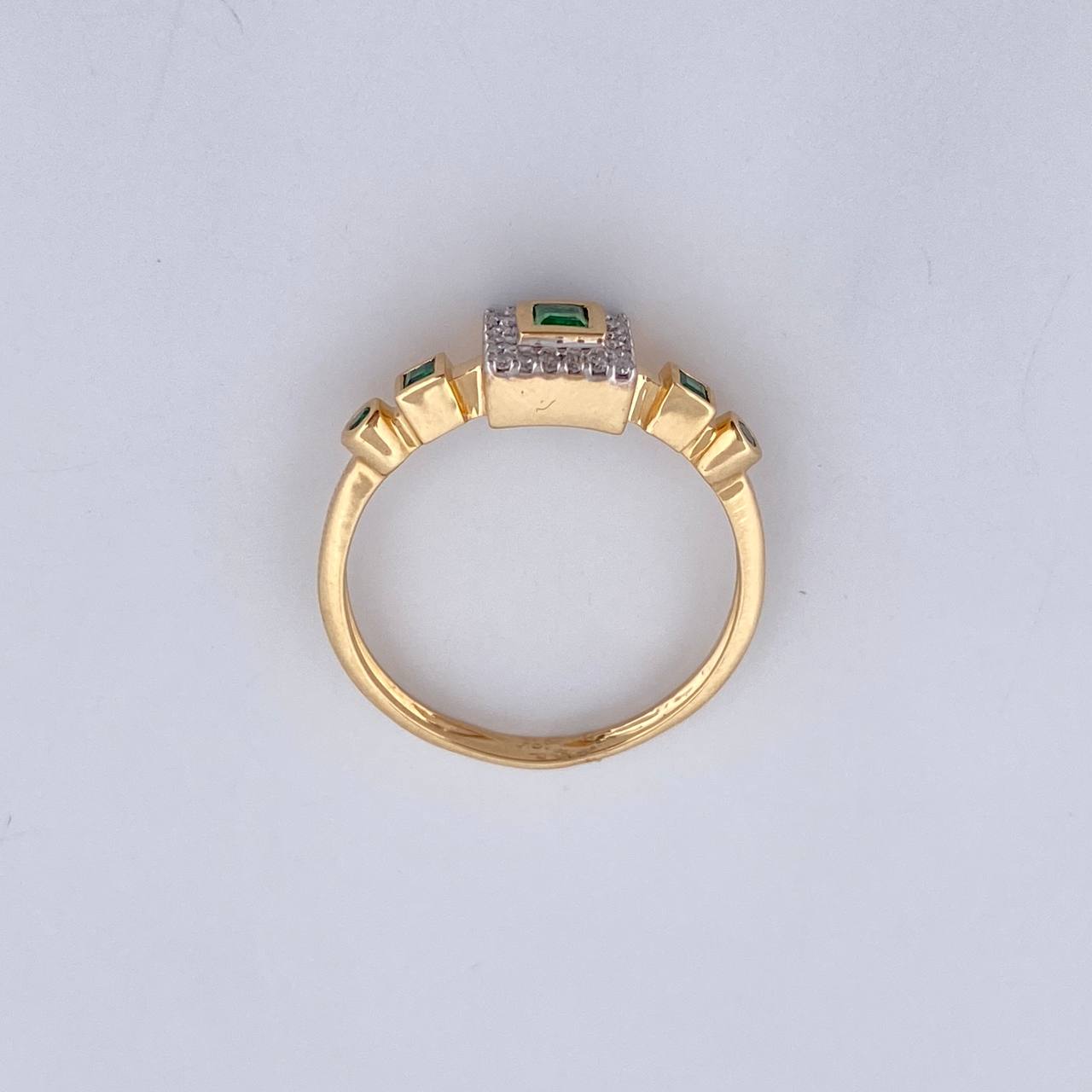 Anillo Cuadros 2.75gr / T7 / Esmeraldas 20 Pts Diamantes 10 Pts Dos Oros Amarillo Blanco 18K (Joya) &