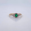 Anillo Solitario Halo 1.6gr / T6 / Esmeralda 20 Pts Diamantes 08 Pts Dos Oros Amarillo Blanco 18K (Joya) &