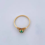 Anillo Solitario Redondo 1.55gr / T7 1/4 / Esmeralda 24 Pts Diamantada Pts Oro Amarillo 18K (Joya) &