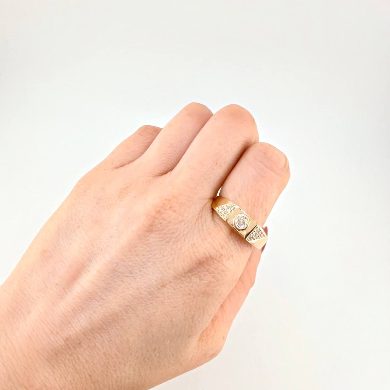 Anillo Recuadro Circon Central 4.65g / T12 3/4 Oro Amarillo 18K
