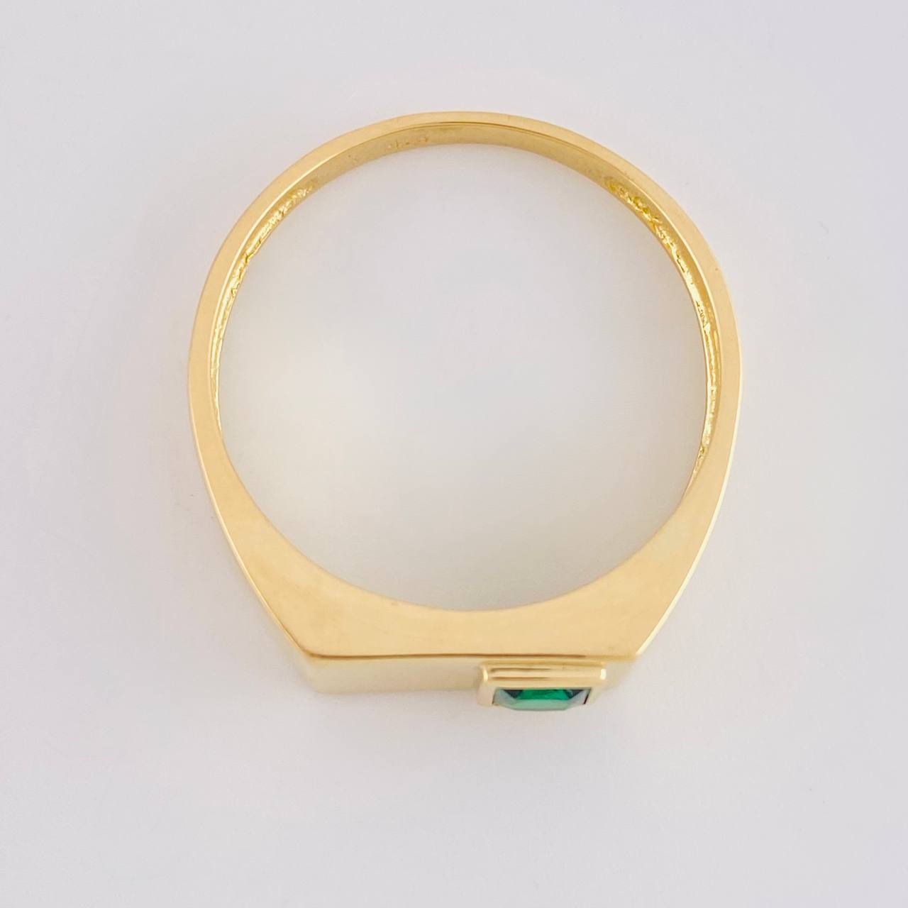 Anillo Rectángulo Bisel 5.25g / T12 Oro Amarillo 18K