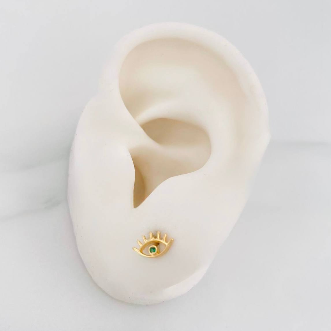 Topos Silueta Ojo 0.65g / 8.3mm Oro Amarillo 18K