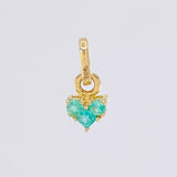 Dije Corazón Esmeralda 7pts 0.25g / 0.9cm Oro Amarillo 18K