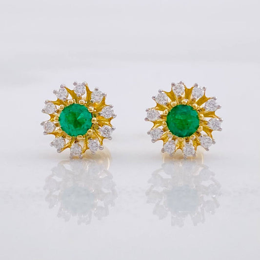 Topos Flor Tupida Esmeralda 36pts Diamantes 24pts 2.1g / 8.8mm Oro Amarillo 18K