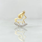 Dije Silueta de Perro 0.85gr / 2cm / Circones Blancos Oro Amarillo 18K ©