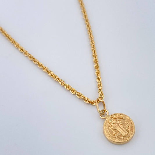 Set Cadena y Dije Lazo + San Benito 1.55gr / Oro Amarillo 18K (Oferta) $