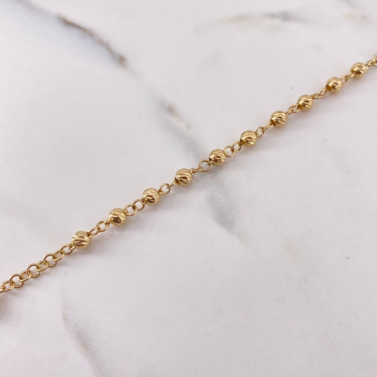 Rosario Virgen Maria 18.5gr / 60cm / 4mm-5mm Bolas Diamantadas Circones Blancos Oro Amarillo 18K $