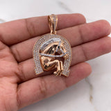 Dije Herradura Caballo 11.5gr / 4cm / Circones Blancos Dos Oros Blanco Rosa 18K $