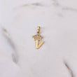 Dije Letra V Corona 0.95gr / 2.3cm / Circones Blancos Oro Amarillo 18K $