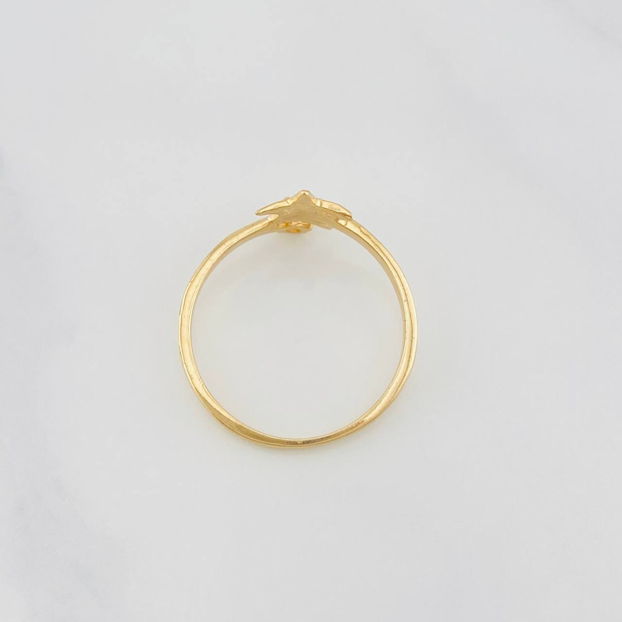 Anillo Estrella 1.5g / T6 Oro Amarillo 18K