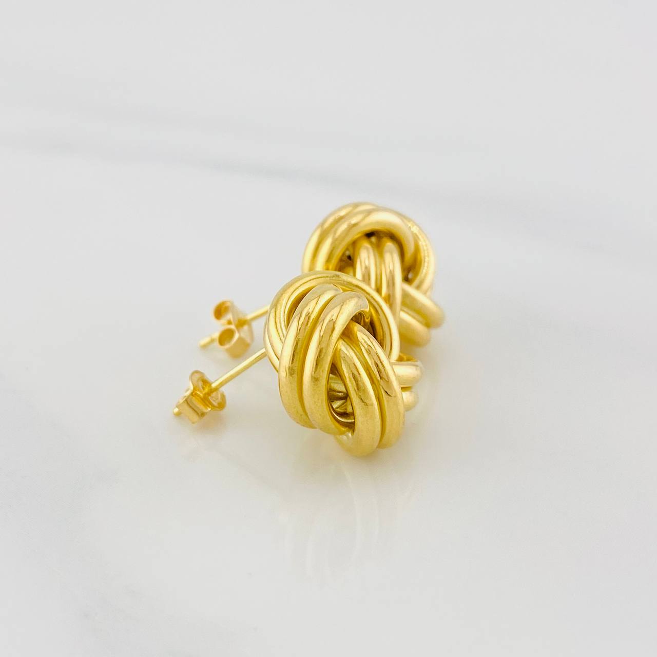 Topos Nudo 2.2g / 12.5mm Oro Amarillo 18K