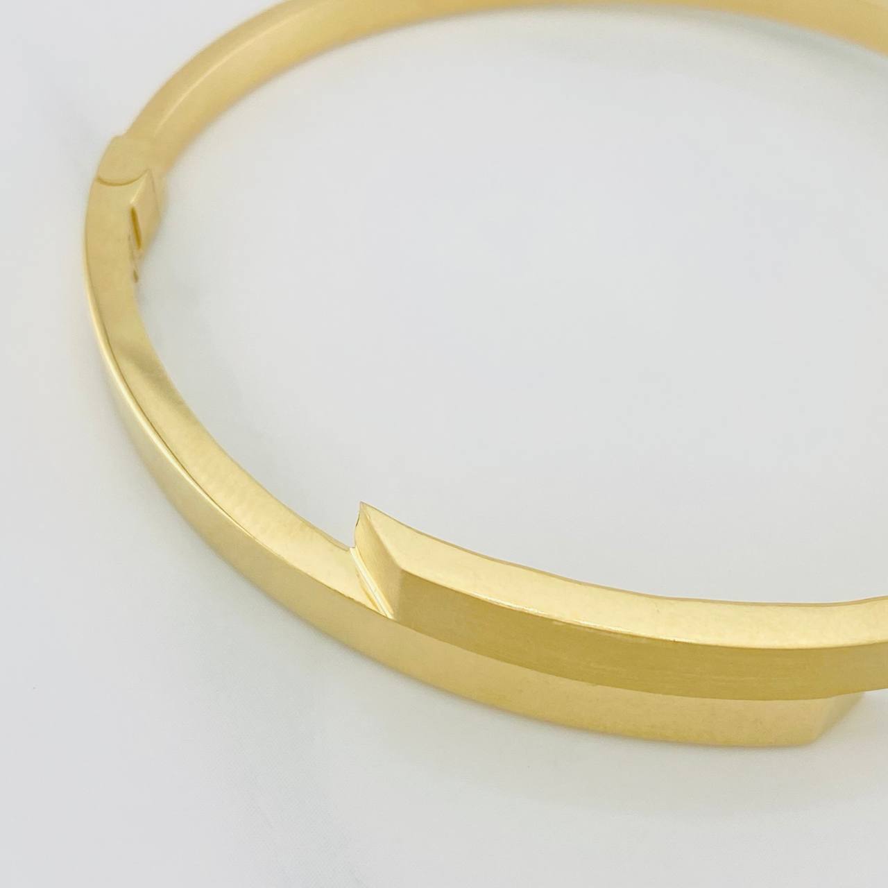 Pulso Aro Cruzado 8.8g / 17cm / 4mm Oro Amarillo 18K