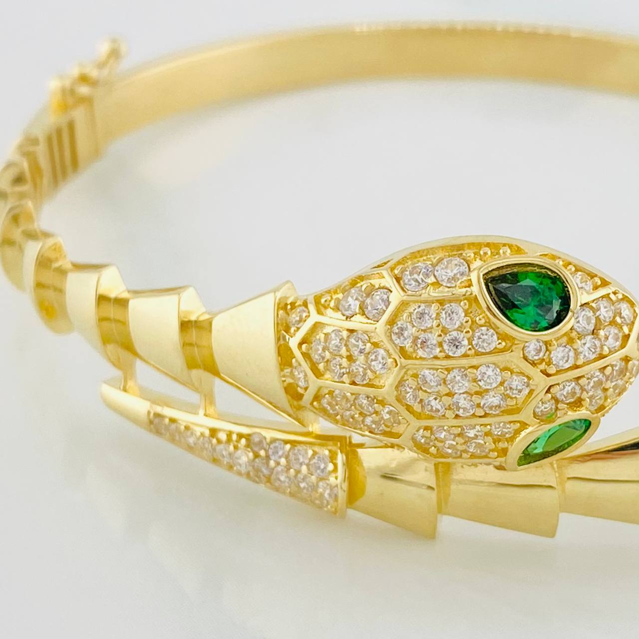 Pulso Aro Serpiente 11.15g / 18cm / 4mm Oro Amarillo 18K
