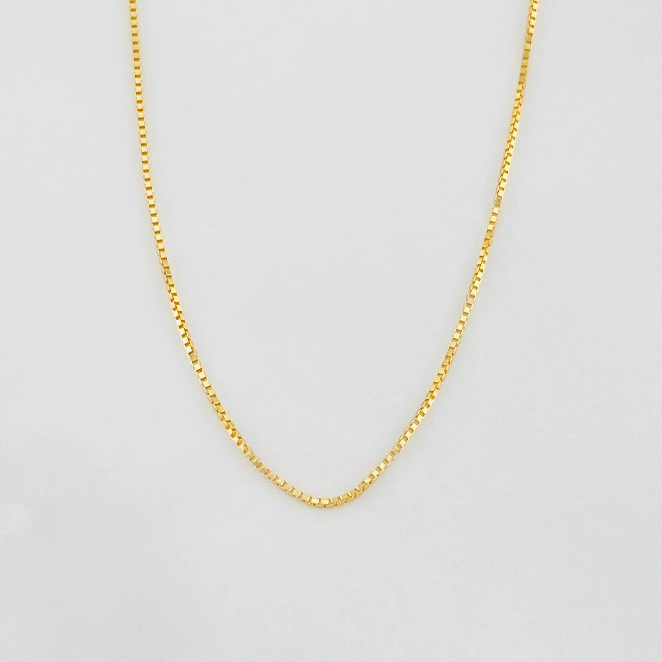 Cadena Veneciana 1.6g / 45cm / 0.7mm Oro Amarillo 18K