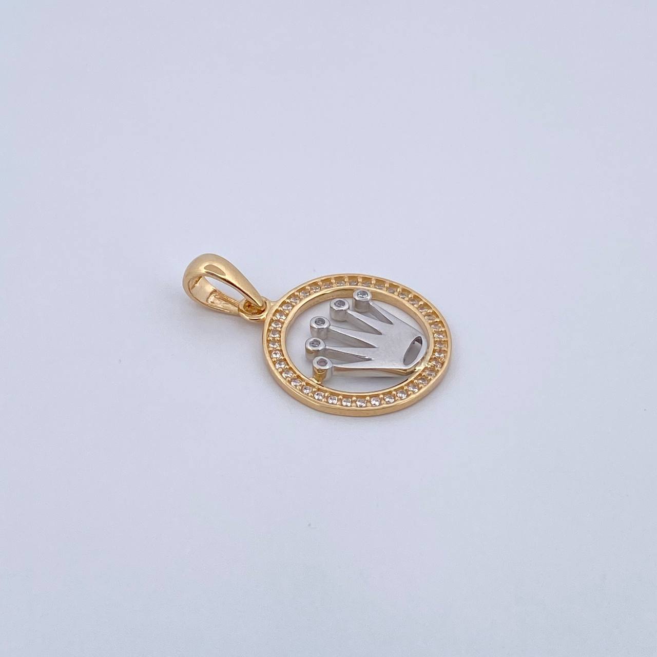 Dije Corona RX 2.2gr / 2.6cm / Circones Blancos Dos Oros Amarillo Blanco 18K &