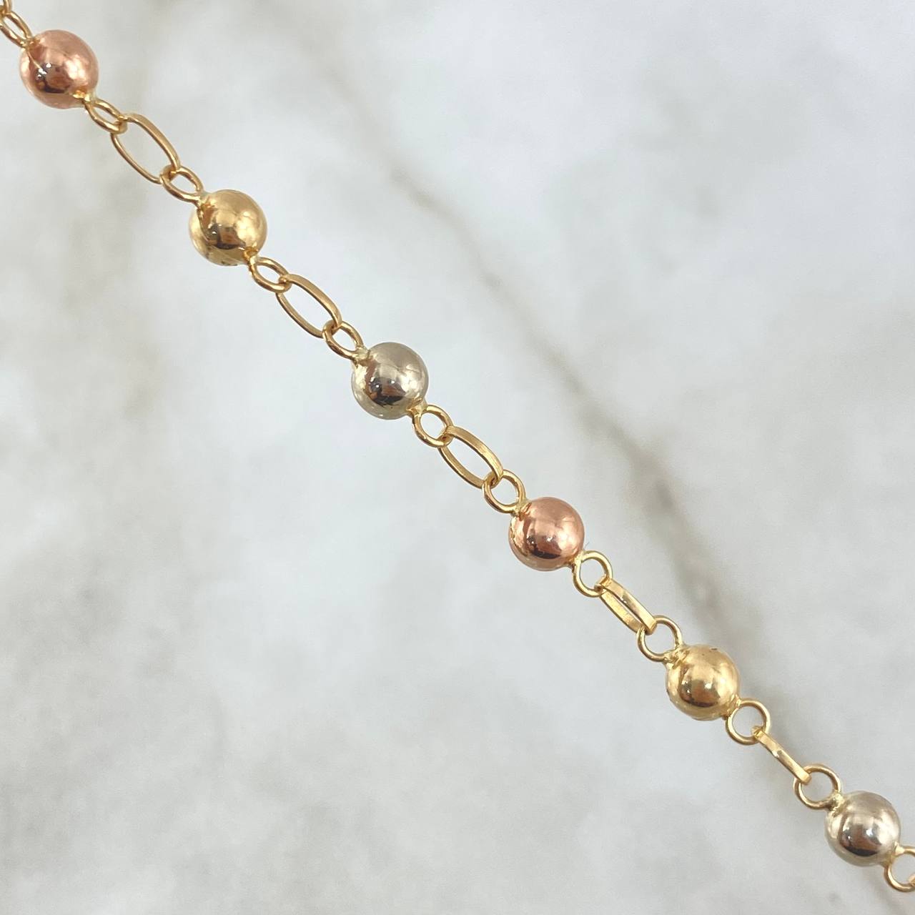 Tobillera Tipo Militar 4.1gr / 24cm / 4mm Bola Lisa Tres Oros 18K *