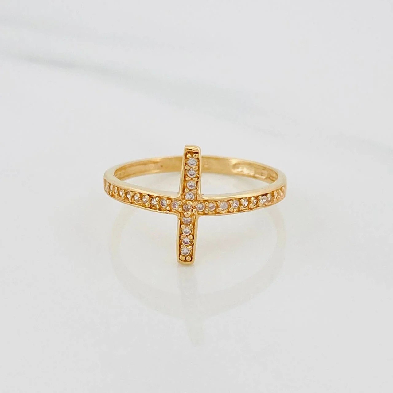 Anillo Cruz 1.9g / T8 Oro Amarillo 18K