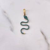 Dije Serpiente 1.95gr / 4cm / Circones Negros Verdes Dos Oros Negro Amarillo 18K $