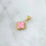 Dije Trebol VCyA 0.8gr / 2.2cm / Resina Rosada Punteado Cargador Bordeado Oro Amarillo 18K ©