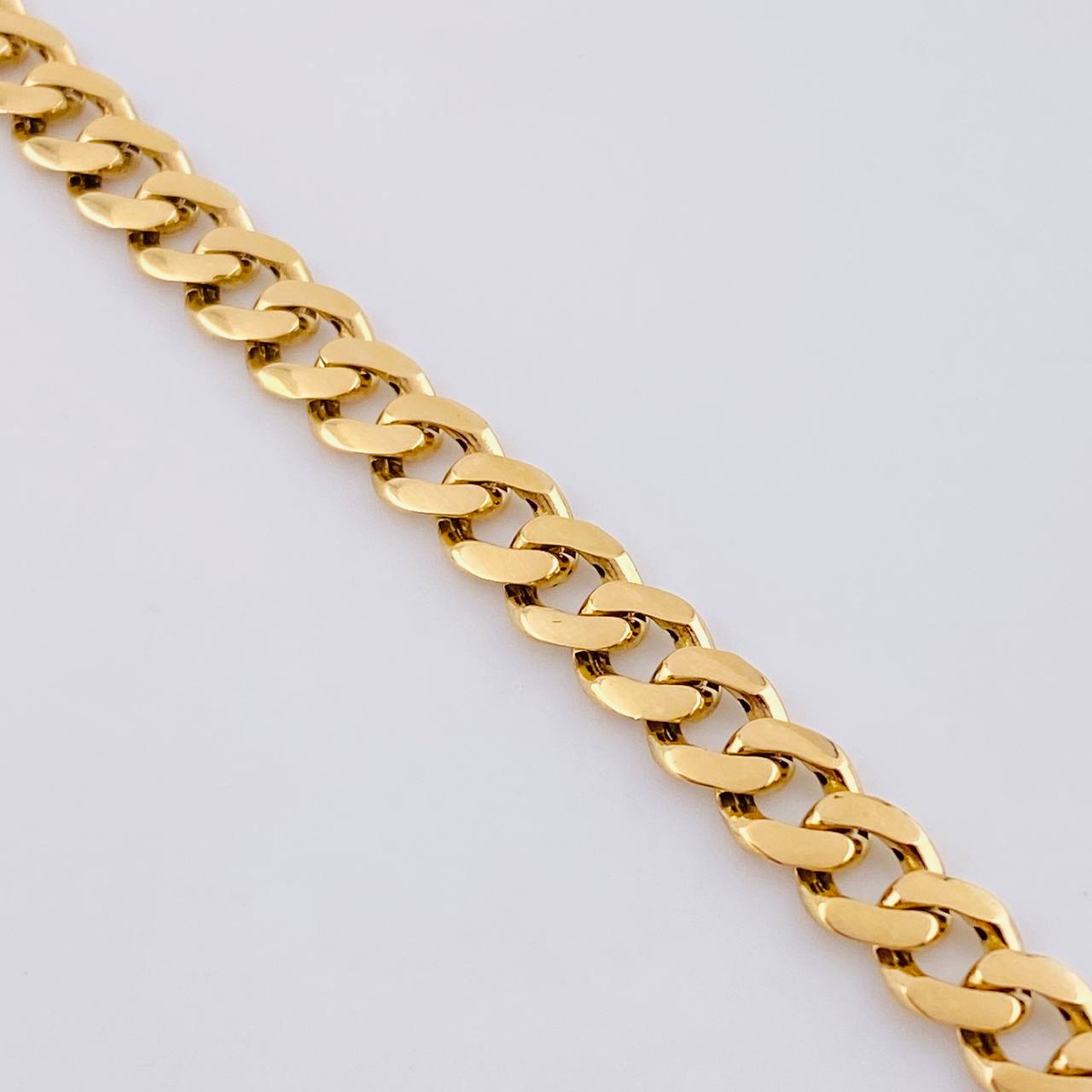 Pulso Cubano 9.6 g / 21.1 cm / 6 mm Oro Amarillo 18K