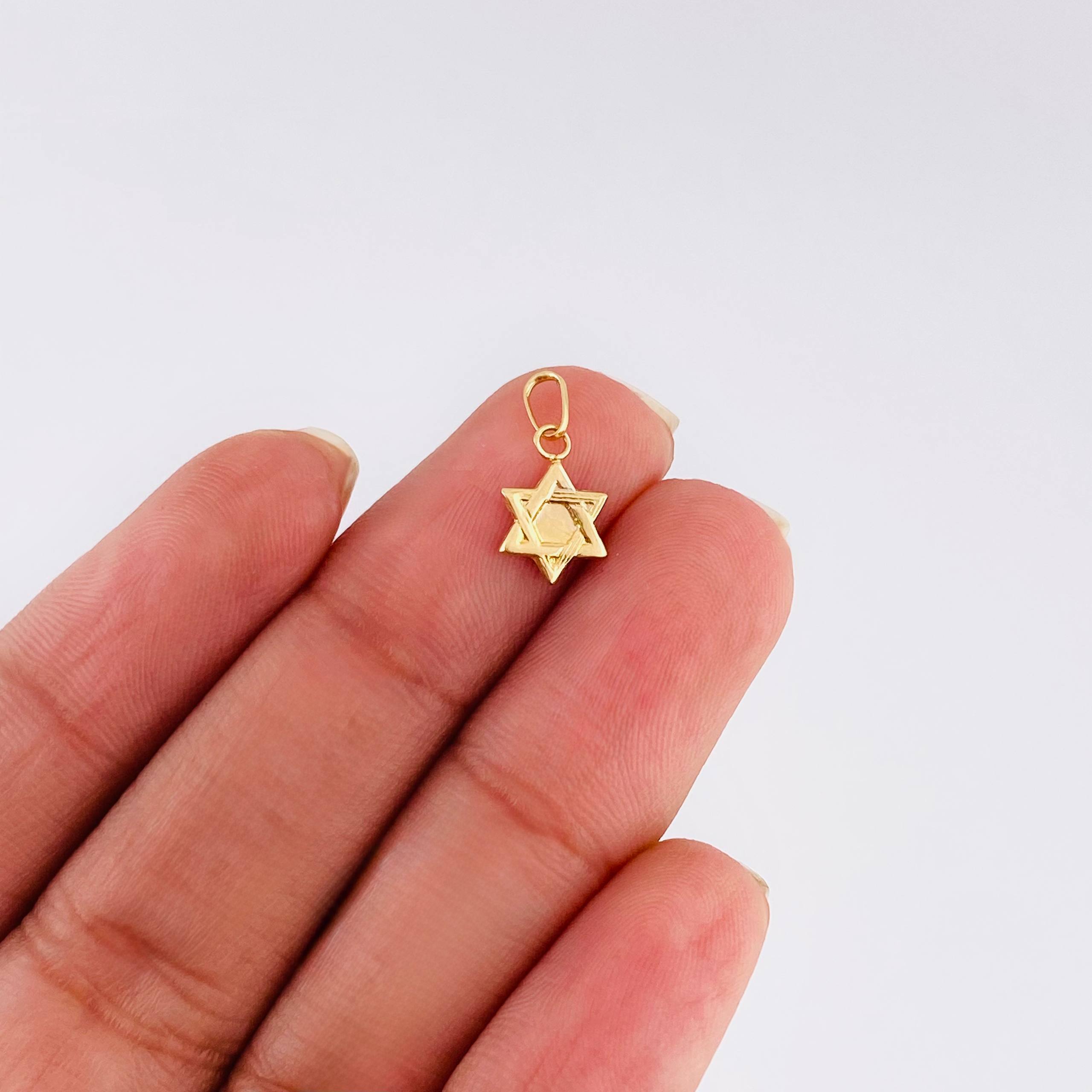 Dije Estrella De David 0.25 g / 1.3 cm Oro Amarillo 18K
