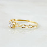 Anillo Solitario Líneas Intercaladas 1gr / T4 1/2 / Oro Amarillo 18K *