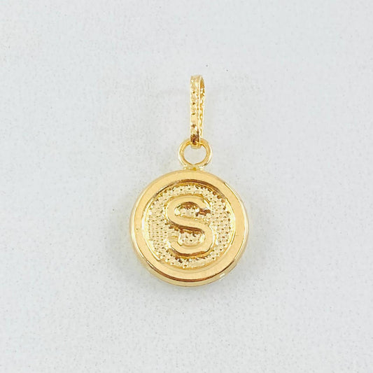 Dije Letra S 0.55gr / 1.9cm / Oro Amarillo 18K