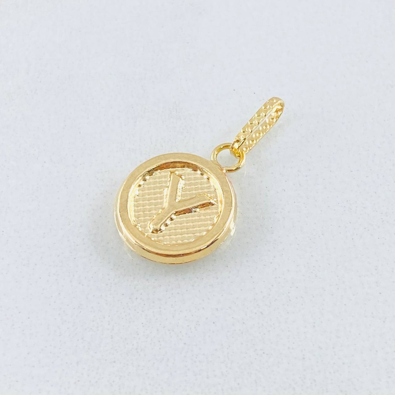 Dije Letra Y 0.55gr / 2cm / Oro Amarillo 18K *