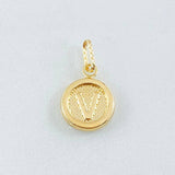 Dije Letra V 0.55gr / 1.9cm / Oro Amarillo 18K