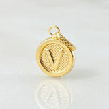 Dije Letra V 0.55gr / 1.9cm / Oro Amarillo 18K