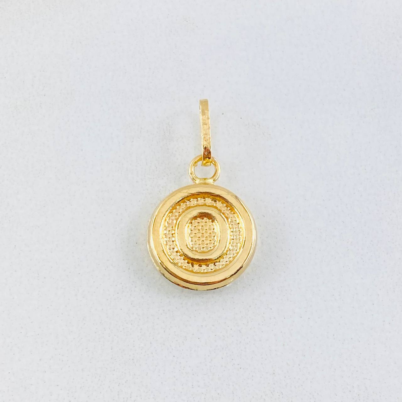 Dije Letra O 0.6gr / 1.9cm / Oro Amarillo 18K