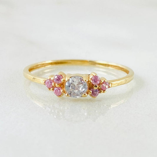 Anillo Solitario Trío Chispa 1.2gr / T7 1/4 / Oro Amarillo 18K *