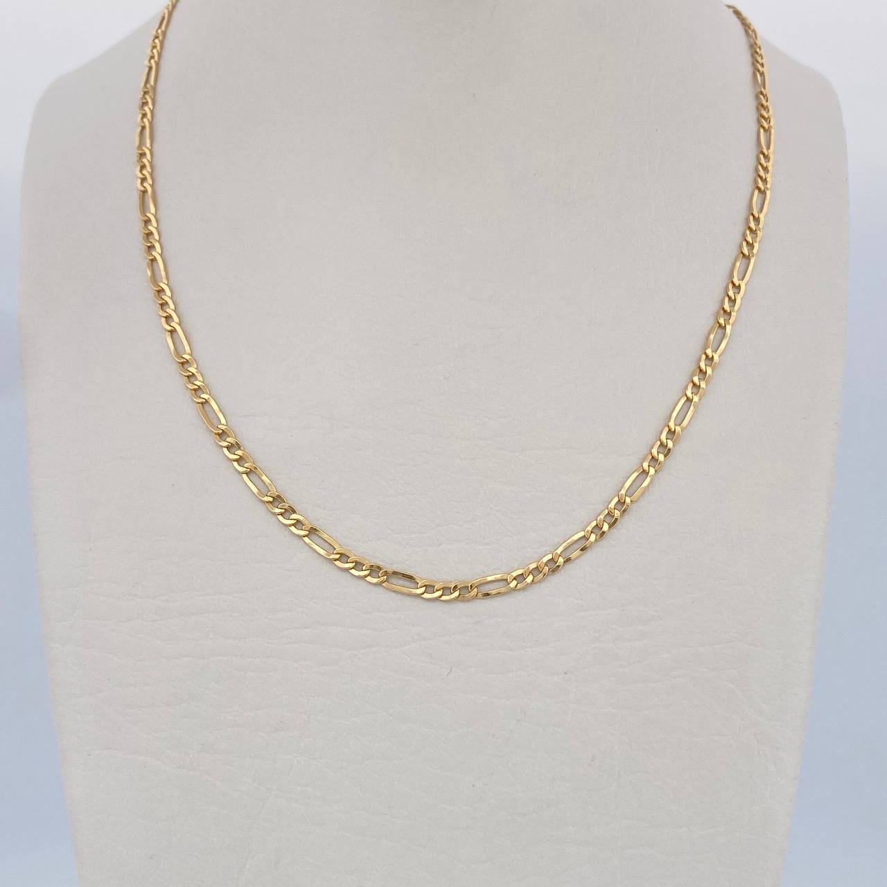Cadena Figaro 2.85gr / 50cm / +1 Oro 18K &