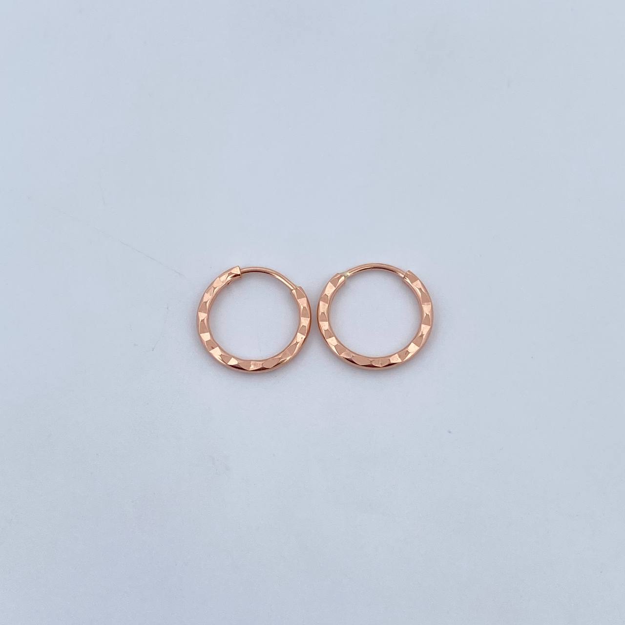 Candongas Aro Rayado 0.45gr / 1cm / Diamantado Oro Rosa 18K &